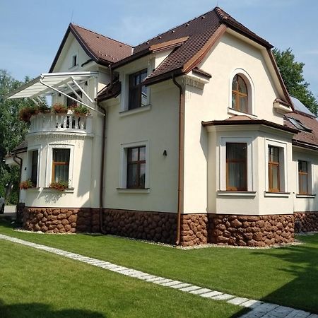 Villa Garden Apartments Poprad Extérieur photo