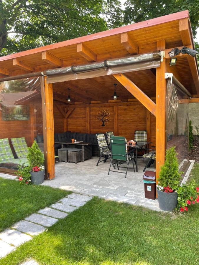 Villa Garden Apartments Poprad Extérieur photo