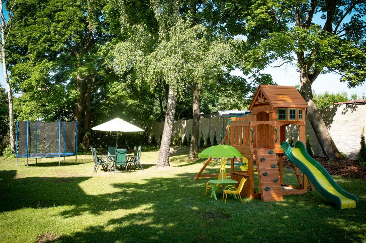 Villa Garden Apartments Poprad Extérieur photo