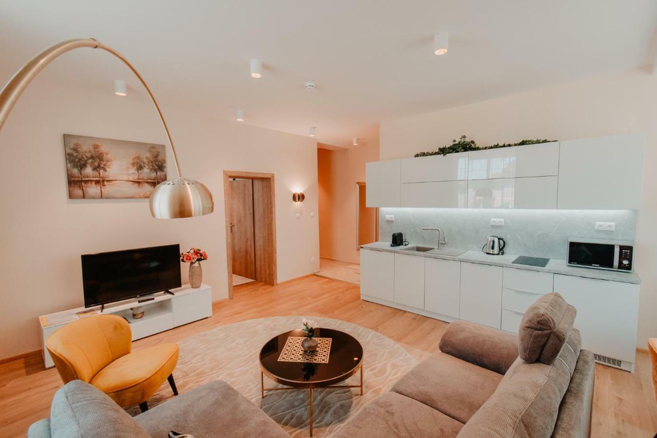 Villa Garden Apartments Poprad Extérieur photo